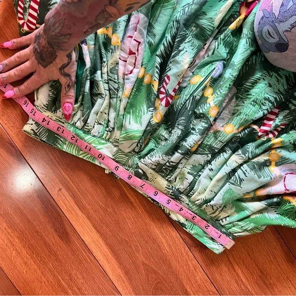 Light up Christmas skirt - Picture 10 of 14